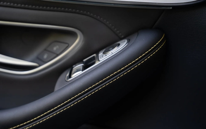 Mercedes-Benz Klasa C cena 529900 przebieg: 23842, rok produkcji 2022 z Orzesze małe 352